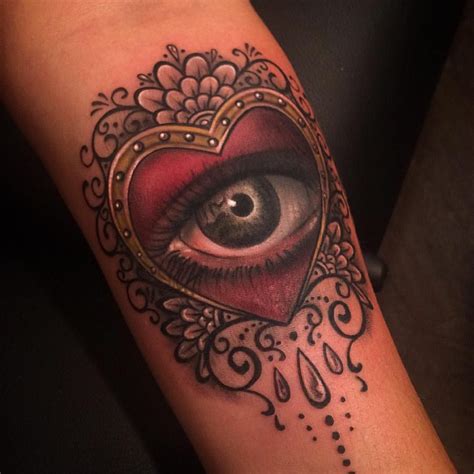 Heart Tattoo By Johnny Smith Forearm Tattoo Eye Tattoo Tatuagens