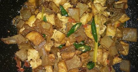 Panaskan minyak tumis bawang merah,cabe ijo , setelah 3/4 matang masukkan kikil dan jahe masak sampai. Resep Kikil mercon cabe ijo peddass namparr oleh Naey Ra ...
