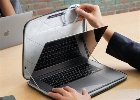 What should the temp of a macbook air be? Twelve South launches new SuitCase MacBook case - Geeky ...