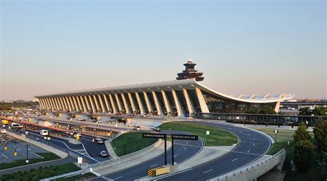 File:Washington Dulles International Airport.jpg