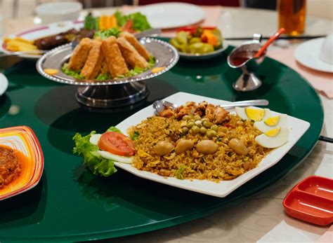 Paramount is a original bangladeshi, indian and pakistani restaurant. Unchanging Times at Paramount - Restaurant - Manual Jakarta