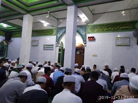 Masih ramai diantara kita yang tidak memahami maksud sebenar bin, binti dan bte, samada dalam istilah barat mahupun dalam islam. Kisah Cinta Zainab binti Rasulullah dan Abul Ash bin Al ...