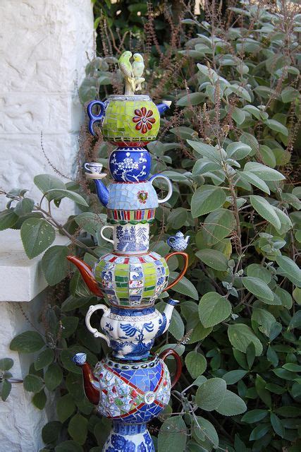 irresistible diy teapot garden decorations   shouldnt