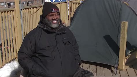 Chicago Pastor Camps Out On Rooftop Raises Millions Church And Ministries News