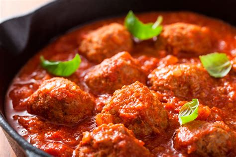 Alb Ndigas En Salsa De Tomate Recetas Tres Jotas