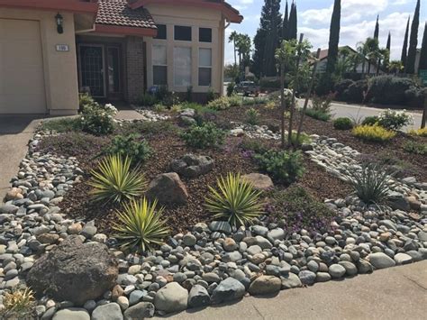 Outdoor And Garden Designing With Drought Tolerant Landscaping Premiu