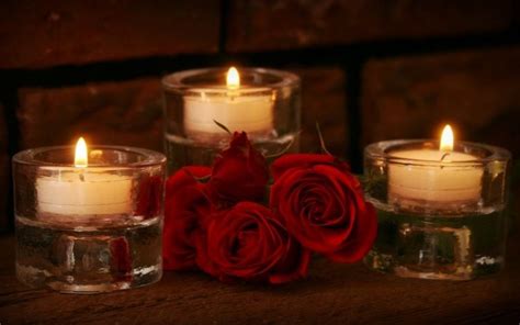 Kleine Glas Kerzenhalter Für Weiße Teelichter Und Rote Rosen Diy Candle