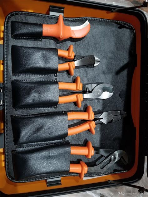 2019 New Klein Tools 33525 Insulated Tool Set With Case For