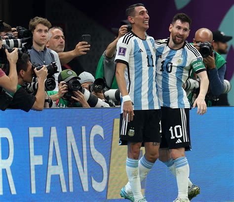 Lionel Messi Inspires Argentina To 2 0 Win Over Mexico At 2022 Fifa