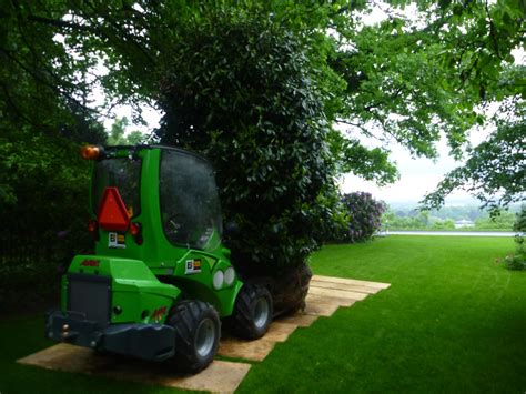 Gartentrennwand als festverglasung leichte gws konstruktion mit punktgehaltenen. Pflanzarbeiten ⋅ Baum & Garten Dresden GmbH ...