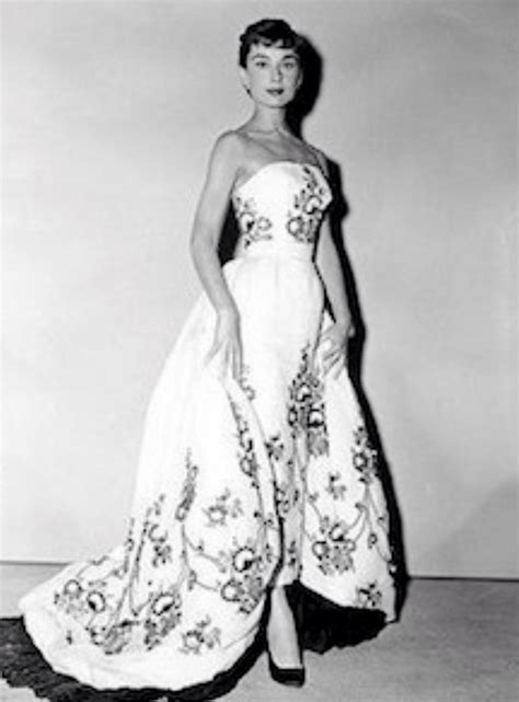 Sabrina Glamour Audrey Hepburn Princesas