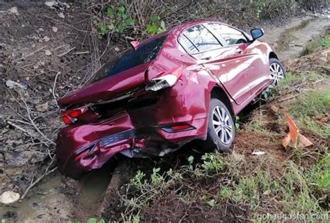 Awek melayu tudung kena jolok dengan b dalam kereta very tight pussy. 16 Orang Mati Di Jalan Raya Malaysia Setiap Hari | Gohed ...
