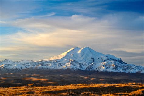 Mount Elbrus Mountain Volcano In Russia 4k Wallpaper Hd