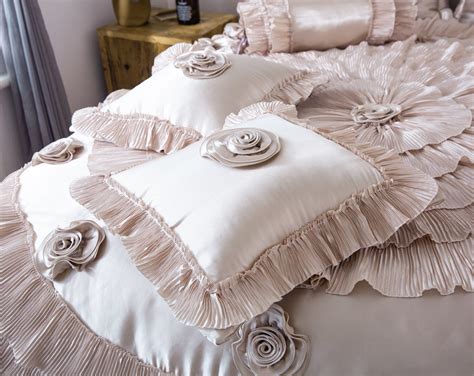 Tache Piece Luxury Floral Faux Satin Frosted Field In Cream Comforter