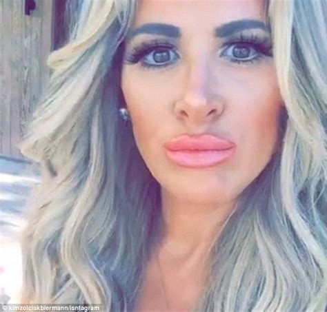 Kim Zolciak Deletes Pouty Instagram Video After Being Taunted By Trolls Daily Mail Online
