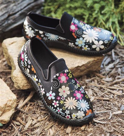 Womens Slip On Rubber And Neoprene Floral Garden Shoe Blue Size 6