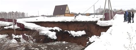 50 M 164 Feet Wide Sinkhole Opens In Bashkiria Russia The Watchers
