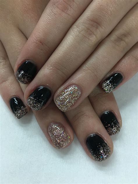 Black And Light Elegance Champagne Glitter Ombré Holiday New Years Gel