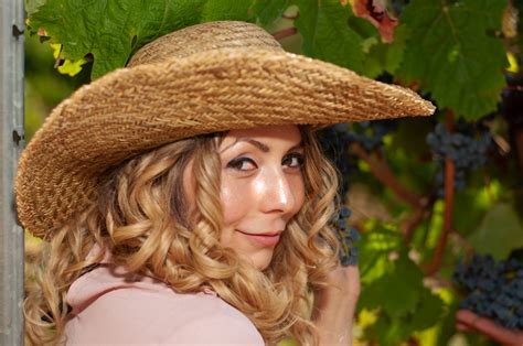 В свои́ се́ти в лову́шку. Locken Foto & Bild | landschaft, portrait, portrait frauen ...