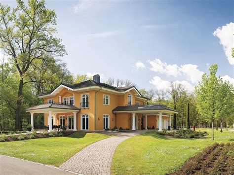 Notre parc d'exposition de maisons témoins est rouvert et prêt à vous accueillir. Traumvilla Bauforum Rheinau-Linx - WeberHaus | Musterhaus.net