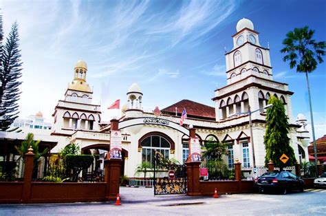 Maybe you would like to learn more about one of these? 10 Masjid Tercantik Di Malaysia - EZTakaful