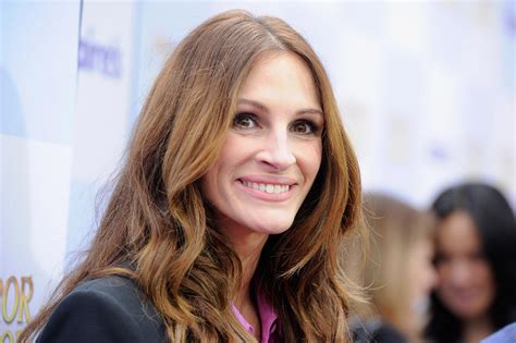 Hollywood All Stars Julia Roberts Profile Biography And Pictures