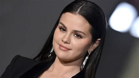 Selena Gomez Seemingly Goes Platinum Blonde In Cryptic New Post—see