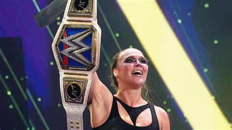 Ronda Rousey Def Liv Morgan In An Extreme Rules Match To Win The Smackdown Womens Championship