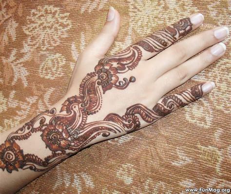 Beautiful Mehndi Designs For Eid 47