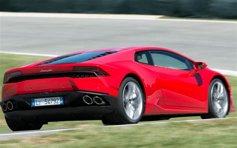 Lamborghini Vende Três Vezes Menos Carros Que A Ferrari