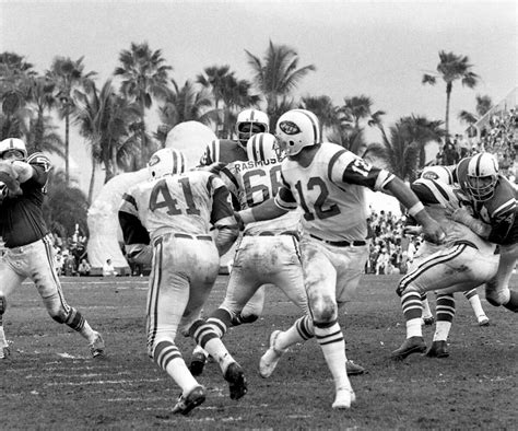 Jets Namath Guaranteed A Win In Super Bowl Iii And Delivered