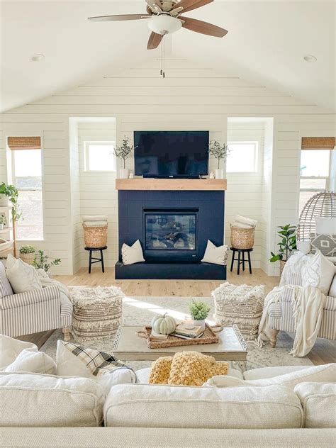 30 Shiplap Living Room Ideas