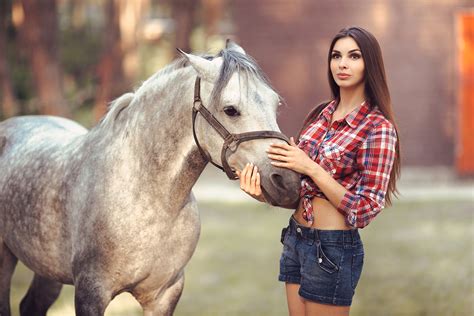 Model Girl Woman Horse Animal Coolwallpapersme