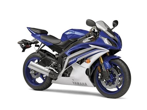 The fzr600 was a holdover model in like the r1, the yamaha r6 didn't utilize new technology to achieve its stunning performance. 2000 Yamaha R6 600cc Motorcycles for sale