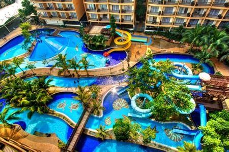 The water theme park is open for public as well. 10 Best Resorts in Malaysia Under RM 250