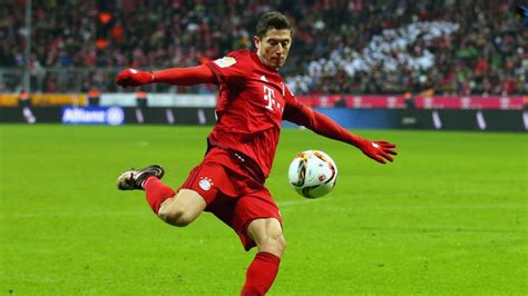 2 years ago robert lewandowski scored a historic 5 goals in 9. Nach Bericht aus Spanien: Lewandowski spricht über die ...