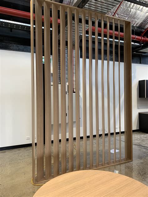 Angle Slat Wall Ddk Commercial Office Furniture