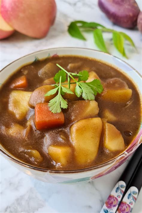 Japanese Curry With Potatoes And Carrots Vegetarian Bs Bites