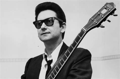 30 Years After His Death Roy Orbison Is Going On Tour Again In
