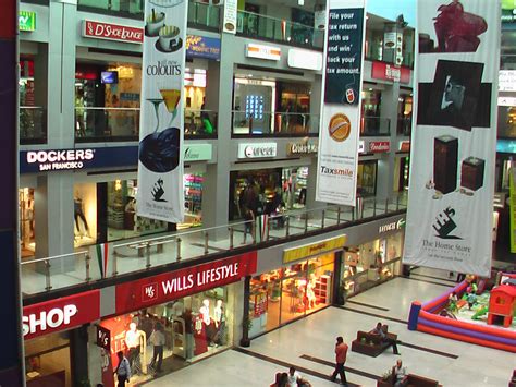Gurgaon - A City Deriving Recreation At Umpteen Malls