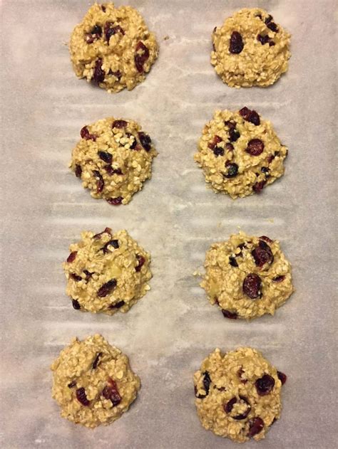 I'm really so excited about these cookies, can't you tell? Healthy 3-Ingredient Banana Oatmeal Cookies Recipe ...