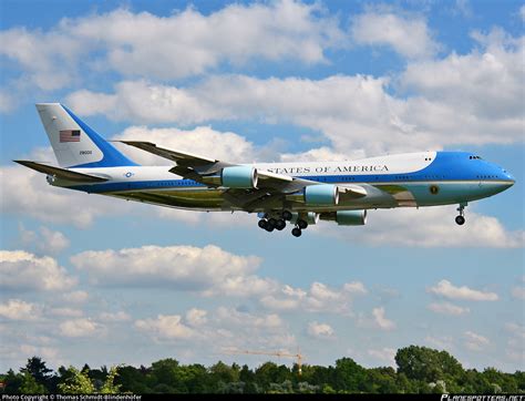 82 8000 United States Air Force Boeing 747 2g4b Vc 25a Photo By