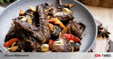 Kuliner jogja — siapa yang tidak tahu kalau jogja merupakan pusat kebudayaan dan wisata di tanah jawa. Resep Ayam Goreng Bumbu Hitam Khas Madura, Gak Kalah Enak ...