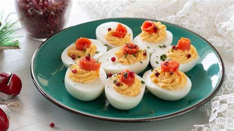 Œufs durs farcis au saumon entree simple et originale Idée Recette