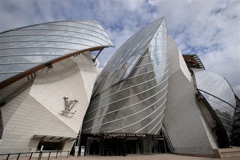 Architect Frank Gehry Opens 126 Million Louis Vuitton Art Museum Ctv