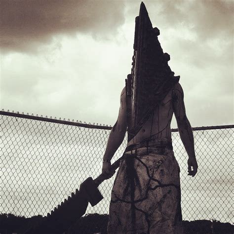 [self] i made a pyramid head cosplay from silent hill homecoming r gaming