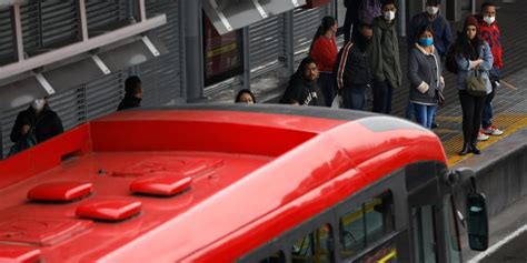 The system opened to the public in december 2000, covering caracas avenue and 80 street. Protestas Bogotá hoy 10 de septiembre: Transmilenio ...