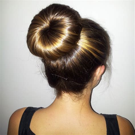 Https://techalive.net/hairstyle/bun Hairstyle With Donut
