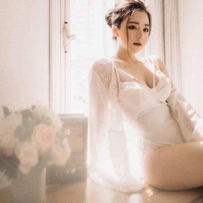 Nude Vn Nguyenvodinhnhi Twitter