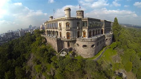 El castillo de chapultepec cumple 65 años de ser sede del museo. Chapultepec | Dronestagram